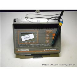 BECKMAN PHI 34 PH METER (print sequence:) 31101