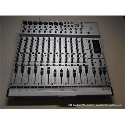 EURORACK MX 2004A MIXER / BERINGHER