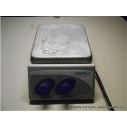 VWR 371 HOT PLATE STIRRER