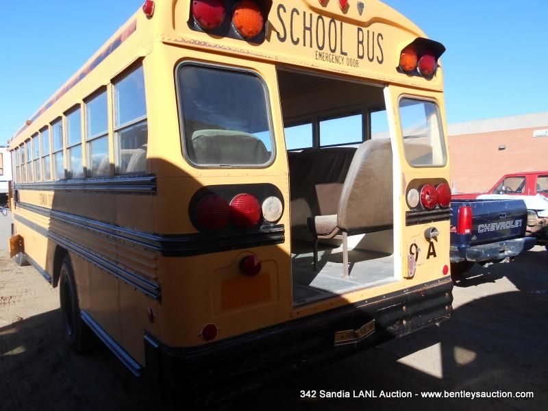 1991 BLUEBIRD CHEVY 60 18 SEAT SCHOOL BUS, 3,497 M VIN ...