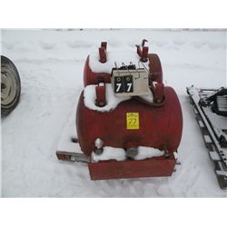 Saddle tanks for IH