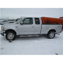 2000 Ford F-150 1FTRX18L8YNB12518
