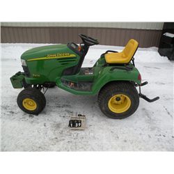 John Deere X475 w/weights M0X475A012188
