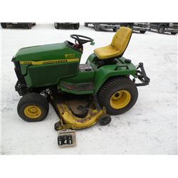 John Deere 445 w/60" deck M00445C081028