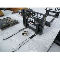 Standard set pallet forks -NEW