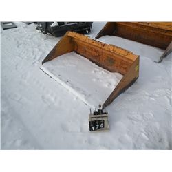 Case low pro dirt bucket