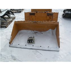 Case low pro dirt bucket