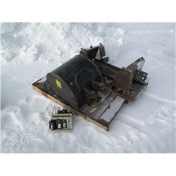 Backhoe bucket & skid loader mounting plate