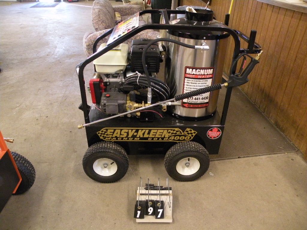 Easy Kleen Magnum Gold 4000 PSI hot water pressure washer