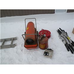 heater, hose reel, gas can
