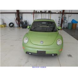 2000 - VOLKSWAGEN BEETLE // RESTORED SALVAGE