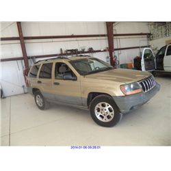 2000 - JEEP GRAND CHEROKEE // RESTORED SALVAGE