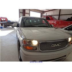 2002 - GMC YUKON