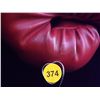 Image 3 : Sugar Ray Leonard Autographed Boxing Glove. Everlast Size 10 Boxing Glove. Unknown Signature on Thum