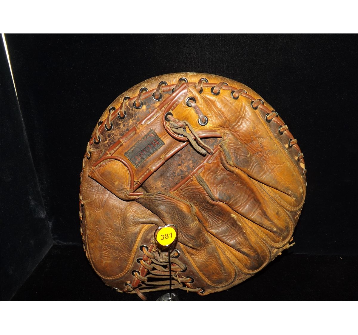 hutch baseball glove company