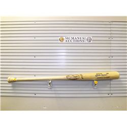 Mickey Mantle Autographed Baseball Bat. Hillerich and Bradsby Louisville Slugger 180 Bat. Appraised 