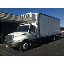 2004 INTERNATIONAL 4300