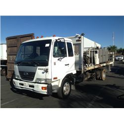 2006 NISSAN UD2300LP