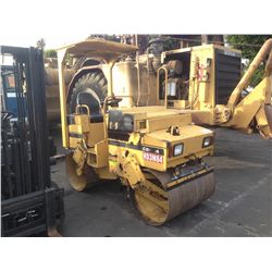 CATERPILLAR CB-214B VIBRATORY TANDEM ROLLER COMPACTOR