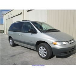 1999 - PLYMOUTH VOYAGER