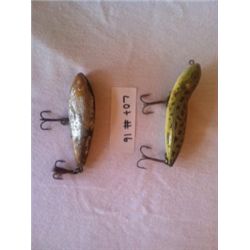 2 Vintage bass plugs