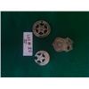 Image 1 : 3 replica badges