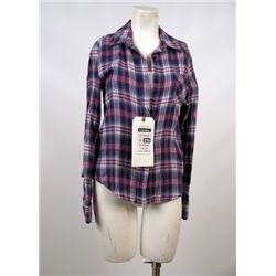 Out of the Furnace Lena  (Zoe Saldana) Hero Movie Costumes