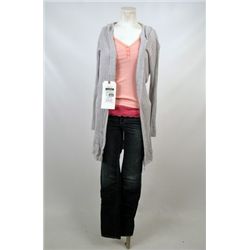 Out of the Furnace Lena  (Zoe Saldana) Hero Movie Costumes