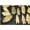Image 5 : Collection Of 34 Arrowheads