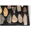 Image 4 : Collection Of 22 Arrowheads