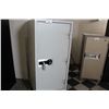Image 1 : GARDEX GREY 5' X 2' X 2' COMBINATION SAFE