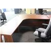 Image 3 : 6' CHERRY BOW FRONT L-SHAPE EXECUTIVE DESK