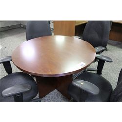 MAHOGANY 42'' ROUND TABLE