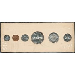 RCM Lot;  includes PL Sets 1955 Arnprior in original white cardboard holder.  Some examples with Cam