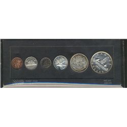 RCM Lot;  includes Year Sets 1956,  10¢, 50¢ & 25¢ show circ strikes with other coins showing PL str