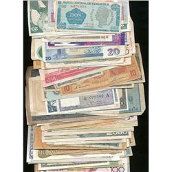 World Banknote Lot;  includes 100 issues worldwide, British Commonwealth, Mexico, Portugal, Russia, 