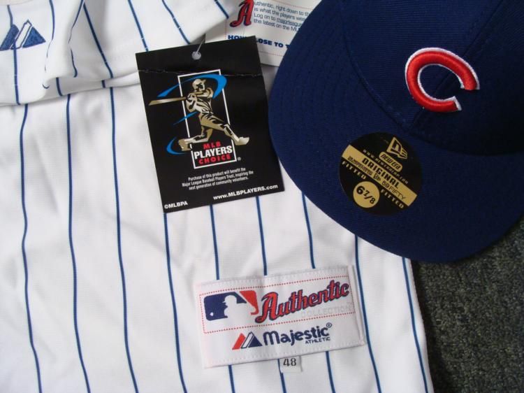 cubs jersey and hat