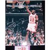 Image 1 : MICHAEL JORDAN HAND SIGNED COLOR PHOTOGRAPH
