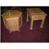 Image 1 : LOT OF (2) THOMASVILLE  DRUM END & SQUARE END TABLE