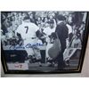Image 1 : MICKEY MANTLE SIGNED FRAMED BLACK & WHITE PHOTOGRAPH
