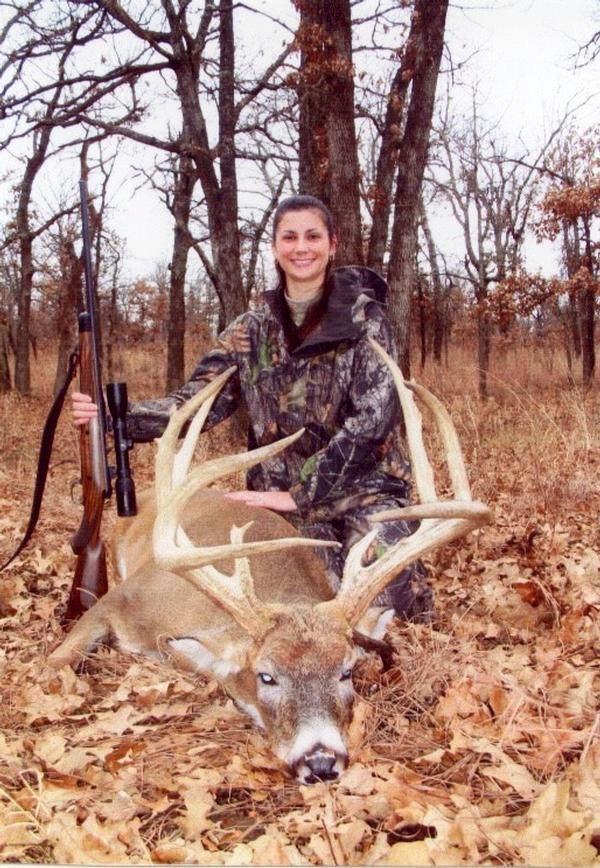 5day Kansas Freerange Midwestern WhiteTailed Deer Hunt for One Hunter