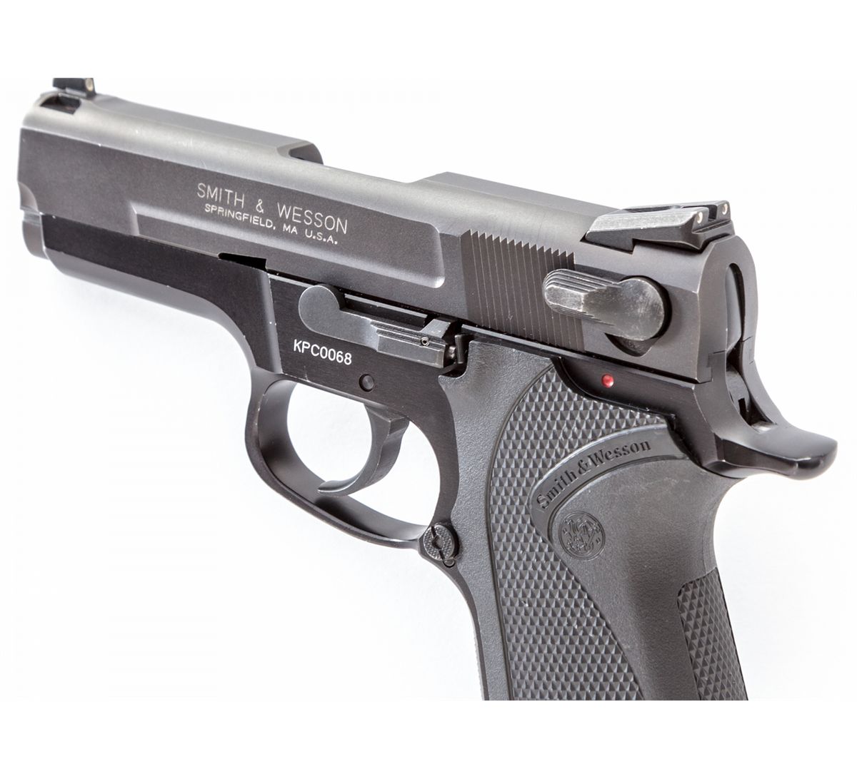 S W Model 4006 Shorty Forty SA Pistol s-w-model-4006-shorty-forty-sa-pistol