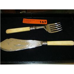 Serving pieces for fish