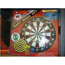 Winmax dartboard with darts