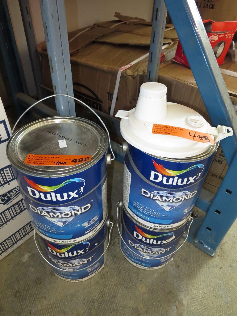 4 x 3.3L of Dulux Diamond paint
