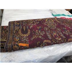 Area rug 5' x 7'