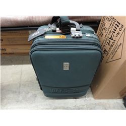 Daks soft sided rolling suit case