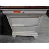 Image 1 : Bedside table 18" x 27" x 30"