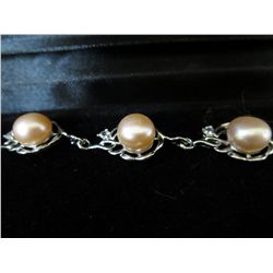 Ladies pink freshwater pearl & crystal bracelet