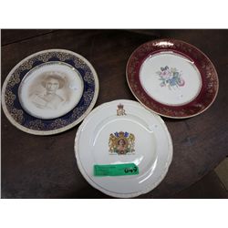 3 English commerorative  plates